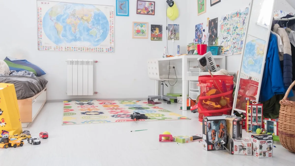 Rangement de la chambre d'enfant : moins de meubles, plus de tri